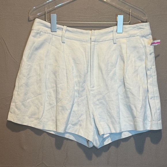 PAIGE Women's Light Blue Linen Blend Andie Shorts